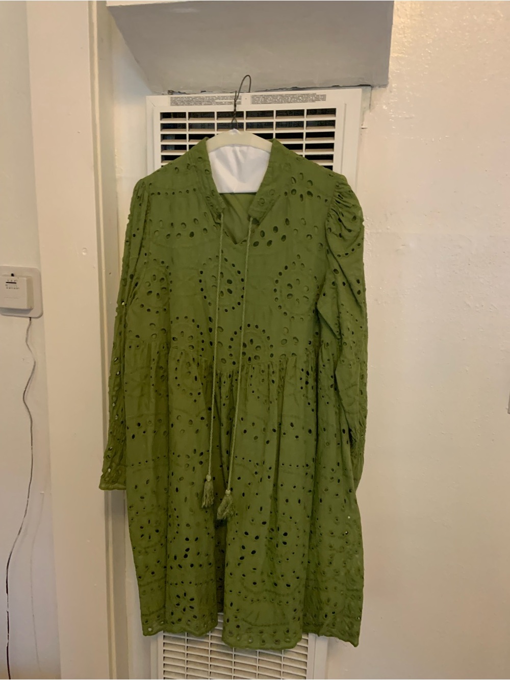 Never worn Green Eyelet Long-Sleeve Women's Dress